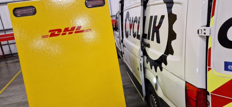 CYCLEDELIK EAV Cargobikes service, repairs and roadside assistance. CYCLEDELIK EAV Cargobikes service, repairs and roadside assistance.